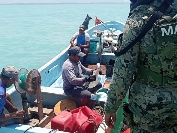 Decomiso de herramientas de pesca ilegal tras operativo en el muelle de Campeche