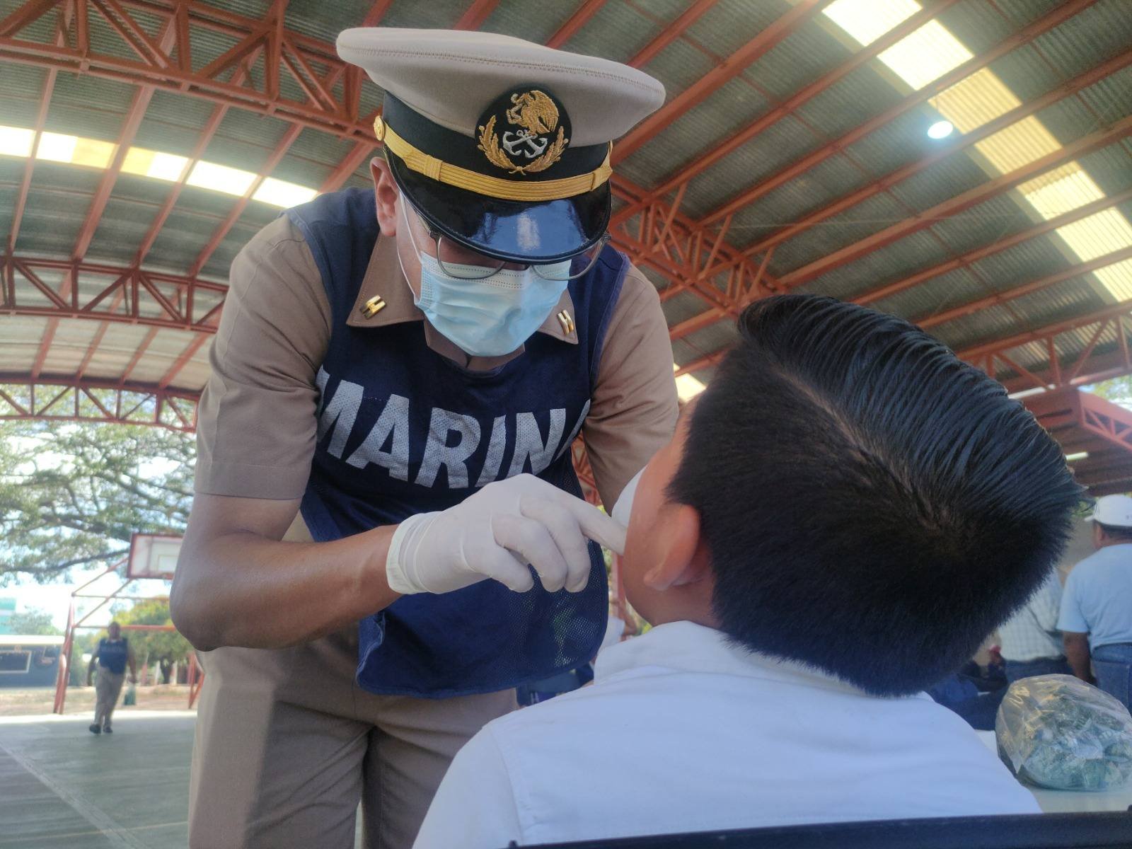 Marina despliega brigadas médicas en comunidades aisladas de Campeche