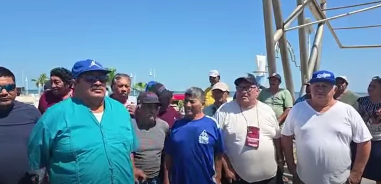 Pescadores de siete municipios de Campeche alertan afectaciones por contaminación en el Golfo