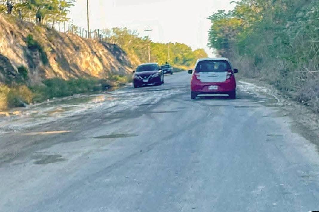 División del Norte en Escárcega denuncia abandono total:  sin agua y caminos intransitables