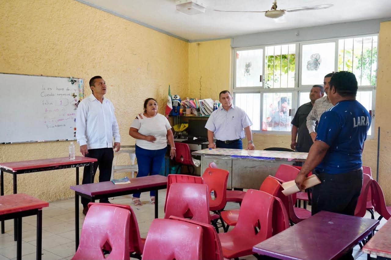 Seduc marca postura: inscripciones en escuelas públicas no pueden condicionarse a pagos