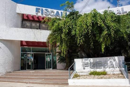 Investigan a tres adolescentes tras hallazgo de cristal en CBTA de Castamay