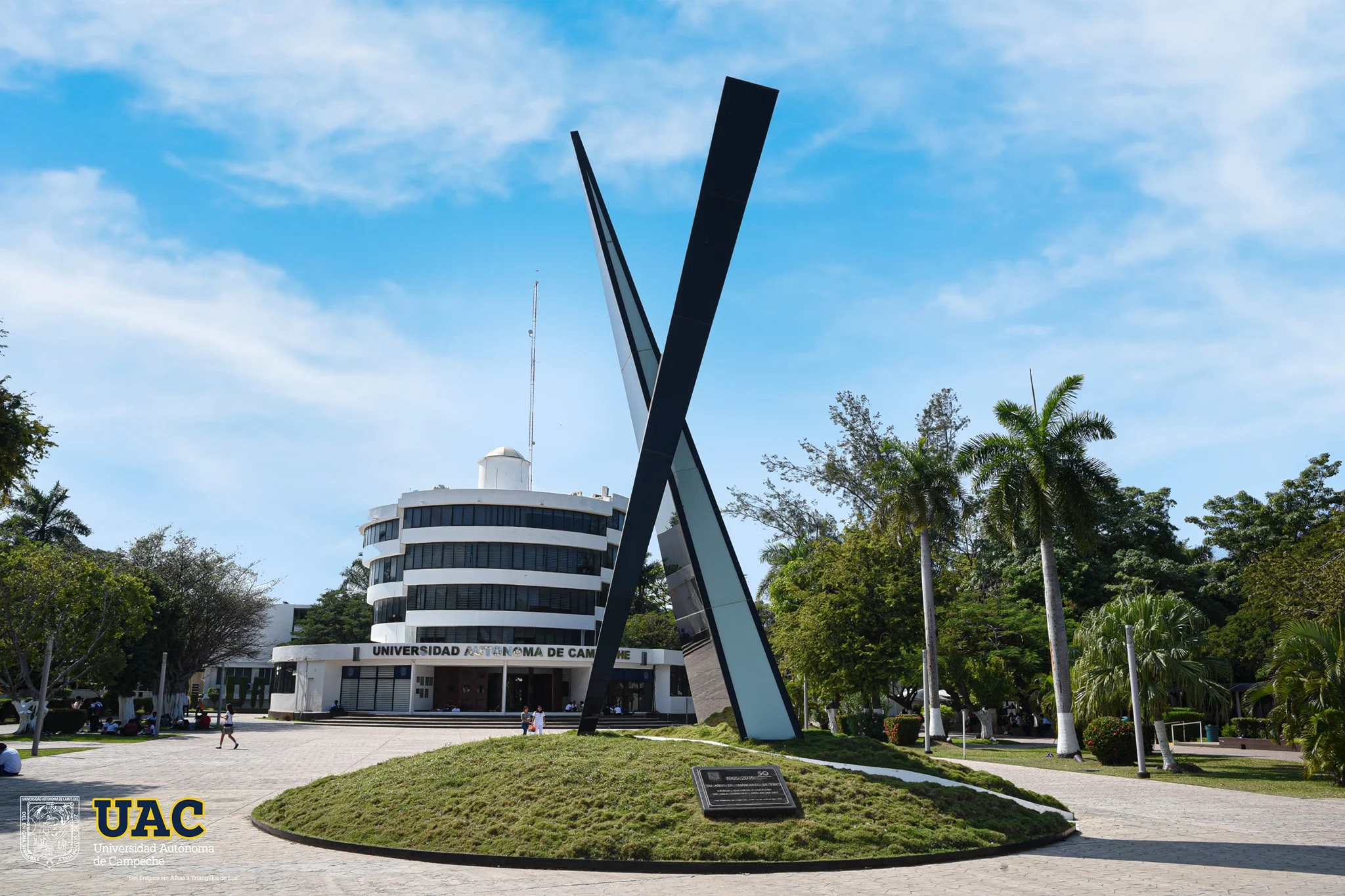 UACAM evaluará sanciones por retiro de pancartas en protesta estudiantil